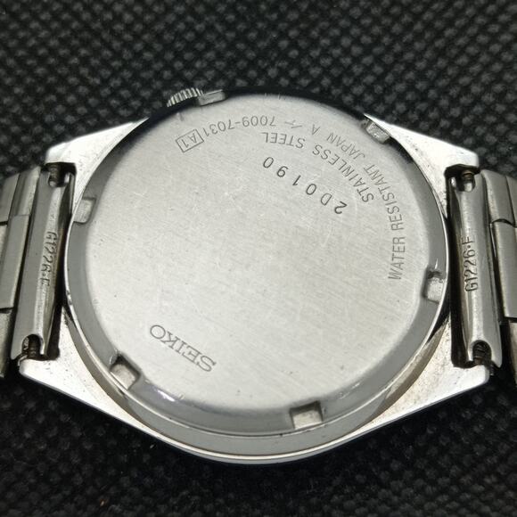 Vintage 1989 Seiko Automatic Mens Silver Watch W/daydate & Gold accents - Picture 8 of 8